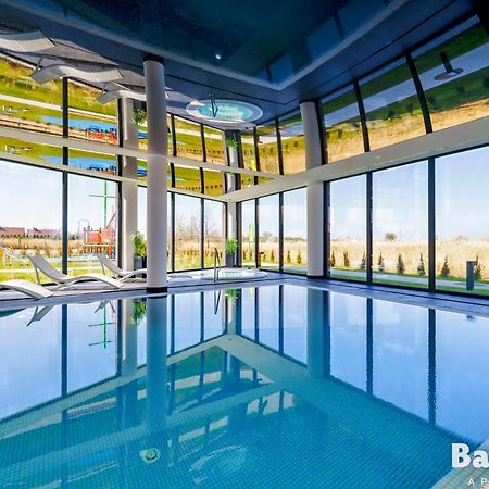 Apartamenty Balticon Westin House -Luksusowy 70M2 , Basen Pool, Sauna, Parking Inklusive Kolobrzeg Dış mekan fotoğraf